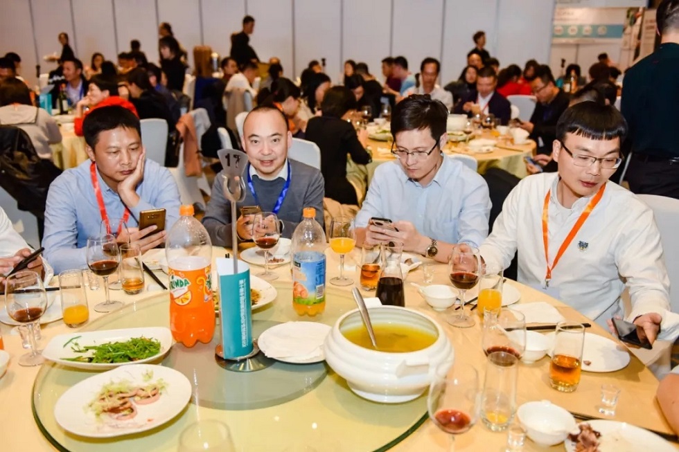 【秉誠信 助發展】秉信包裝祝賀創新論壇圓滿成功! 【秉誠信 助發展】秉信包裝祝賀創新論壇圓滿成功!